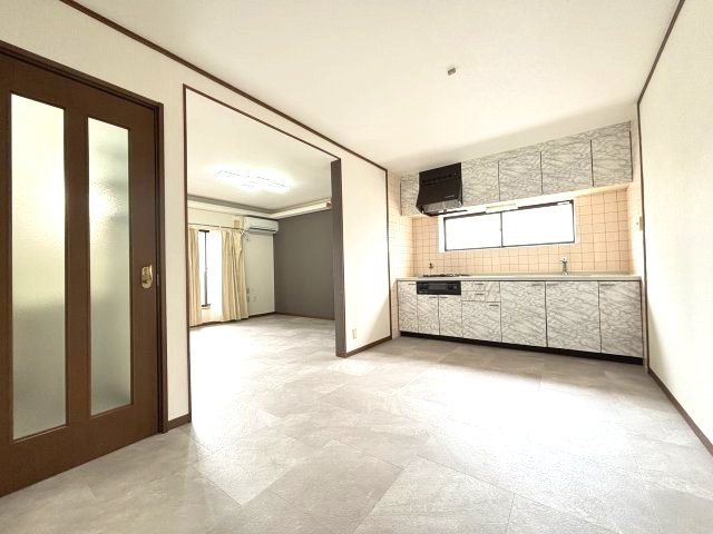 平尾戸建の内装