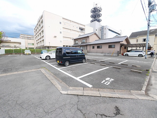パナメゾン駐車場の外観