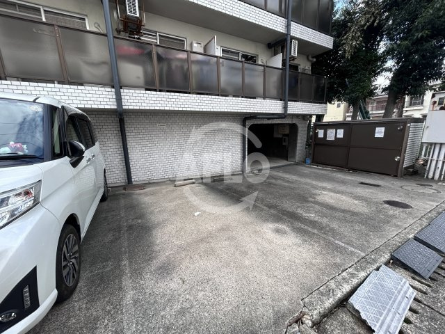 リズム江坂町の駐車場|RHYTHM江坂町　駐車場