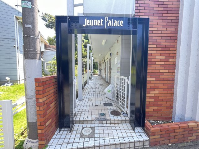 ジュネパレス松戸第62のバルコニー