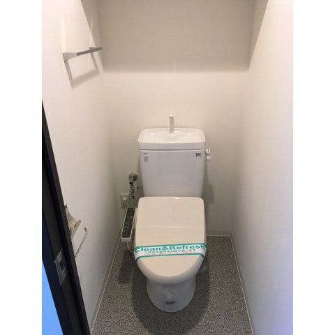 レジデンス上前津スクエアのトイレ|ゆったりとした空間のトイレです