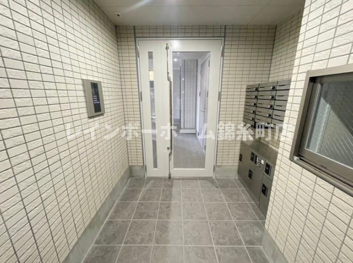 Hills新小岩のエントランス