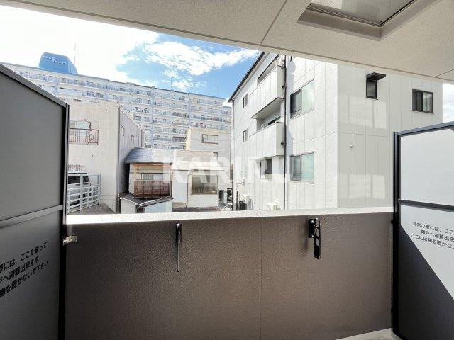 プレサンスＯＳＡＫＡ東成中本ハーヴィル のバルコニー
