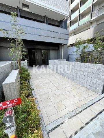 プレサンスＯＳＡＫＡ東成中本ハーヴィル のエントランス
