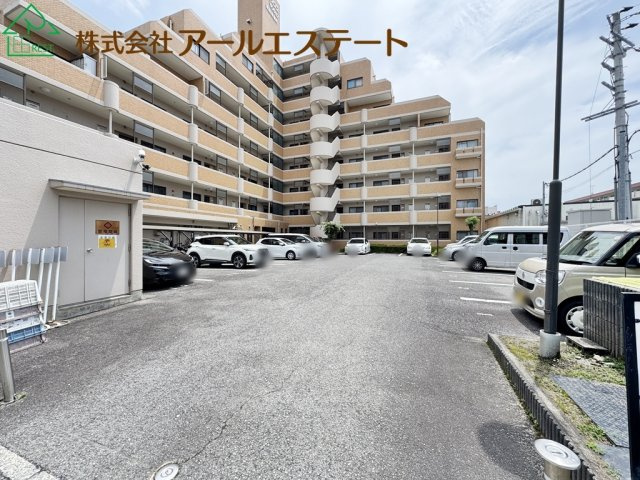 ライオンズマンション姫路城東町　　JR「京口駅」徒歩6分の駐車場
