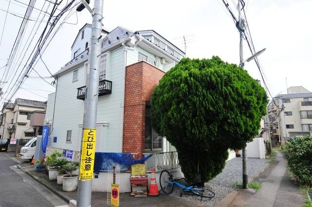 パンシオン　板橋区役所前の外観