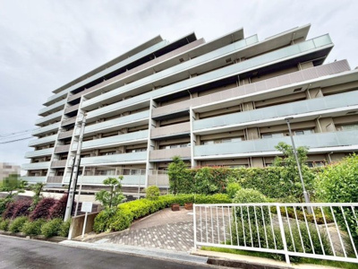 【エントランス】 | ＢＲＡＮＺ泉北桃山台 | 【ペット飼育可能】ペット飼育可能マンションです。ペット専用の足洗い場がありペットライフも安心です。※管理規約による規定有 