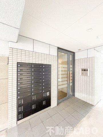 ELEGANCE長居のエントランス