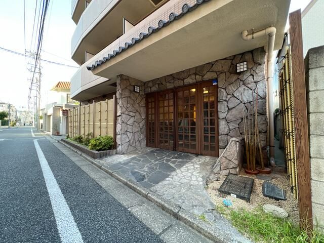 マイナビＳＴＡＹミライエ千石ＳＯＵＴＨＷＥＳＴ（フェニックス文京千石）のエントランス