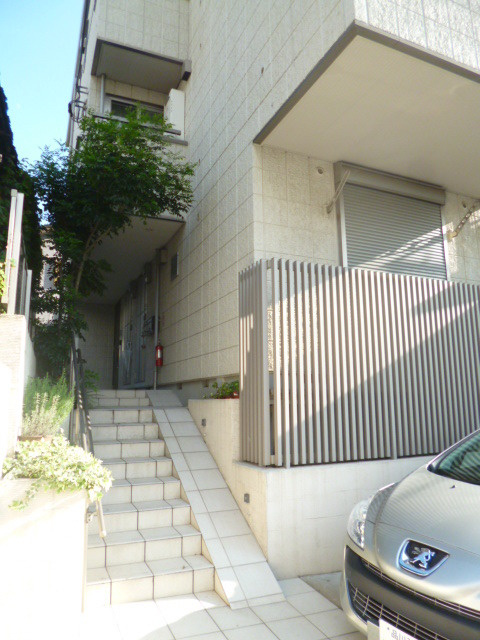 Ｖｉｌｌａ　Ｍｅｒｇｅｌｌｉｎａ　のロビー|☆エントランス部分☆