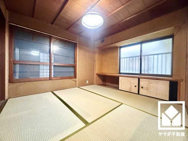 宇治市木幡御蔵山の和室
