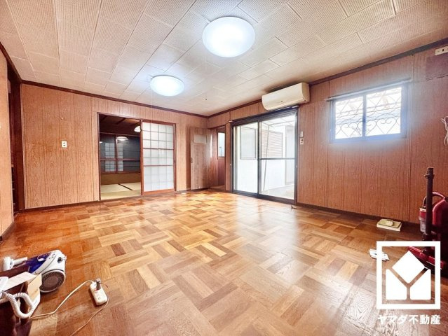 宇治市木幡御蔵山の洋室