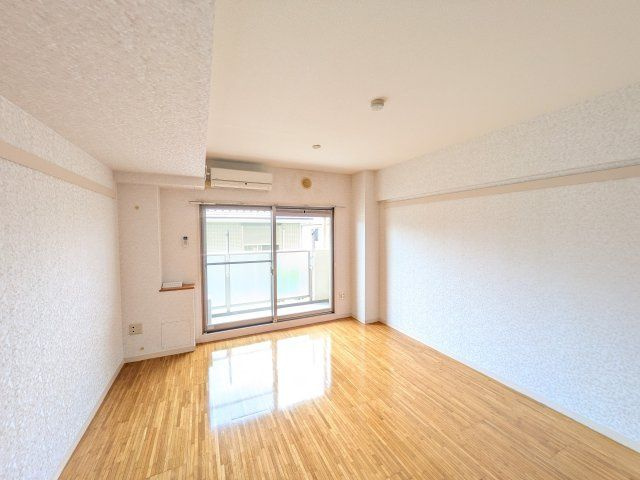ロイヤルパーク多摩川の洋室|※別号室の写真です。現況優先となります。