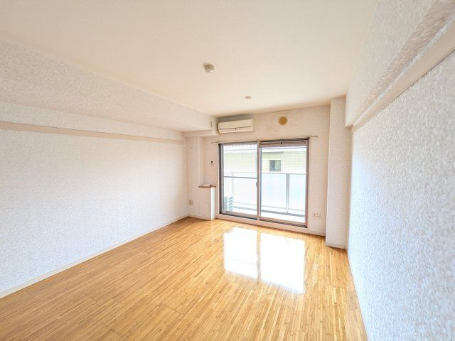 ロイヤルパーク多摩川の洋室|※別号室の写真です。現況優先となります。