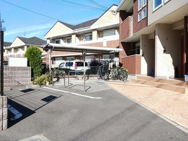 ブローテの駐車場