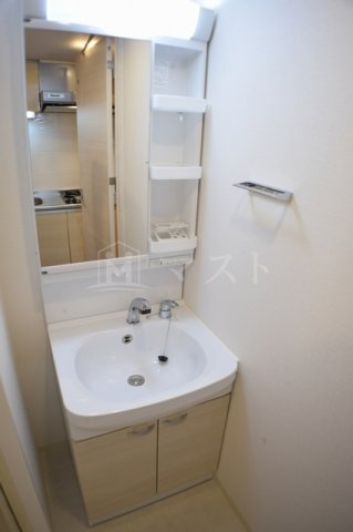 プライムアーバン御堂筋本町の洗面所|※建物内別間取参考写真