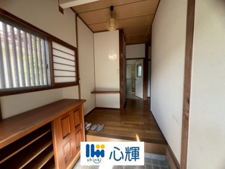 【玄関】 | 宇部市恩田町3丁目 中古住宅／5DK・2階建