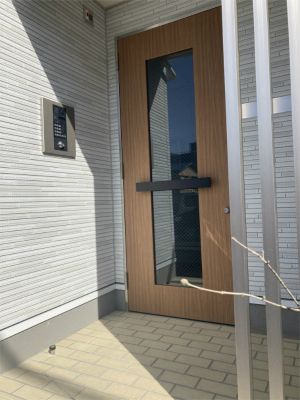 グレイス谷塚のエントランス