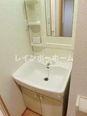 ファイカス両国の独立洗面台