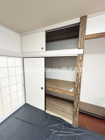 南町貸家の収納