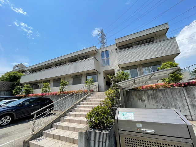 ＧＲＡＣＥ　ＨＩＬＬＳ　ＣＯＵＲＴの外観