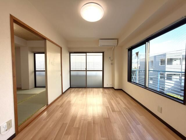 サニーヒルの寝室