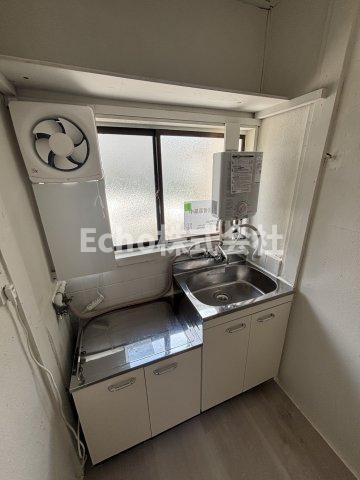 大阪府寝屋川市黒原旭町 戸建てのキッチン