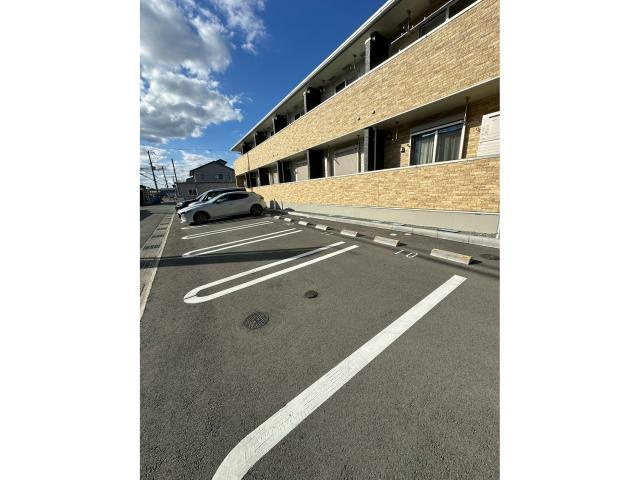 アネモスヒルズ姫路Ⅱの駐車場