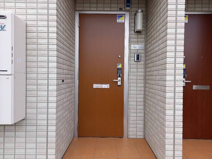 ファミィーユ Ｋの玄関