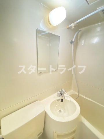 大阪市東淀川区東中島４丁目の賃貸マンションの洗面所