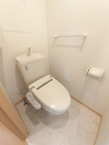 アンビエンテ南庄町　Ｂのトイレ|シンプルで使いやすいトイレです