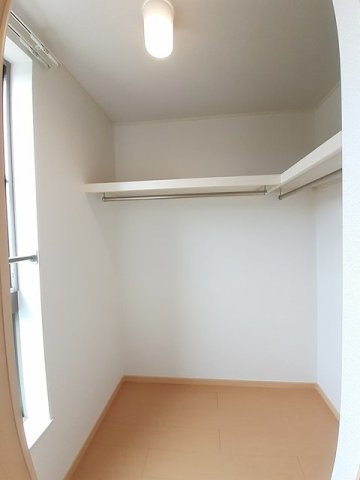 アンビエンテ南庄町　Ｂの収納|便利な収納スペースです