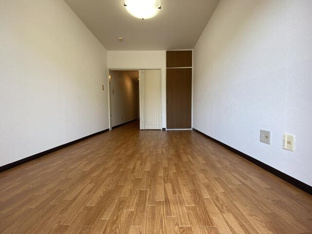 ※写真は１０５号室です。