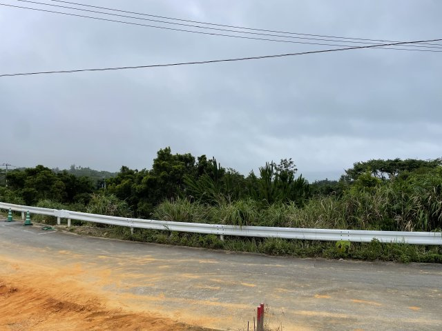 東村川田土地の外観