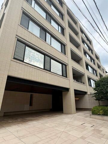 グランスイート高田馬場四丁目の外観