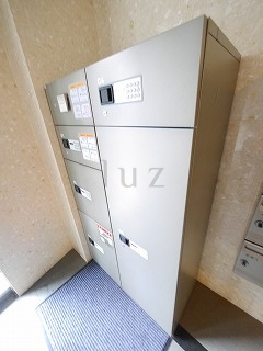 ラベール横濱のその他共用部分|帰宅が遅くても安心の宅配ボックス完備です。