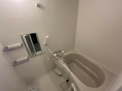 ジーメゾン春日部豊町の浴室