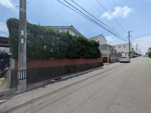 江南1丁目の前面道路含む現地写真