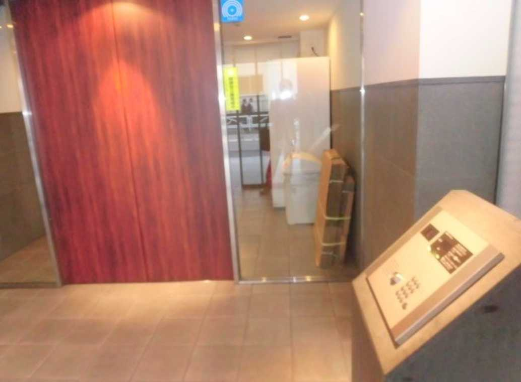 プライムアーバン用賀　ペット相談　オートロック　南東角部屋のセキュリティ