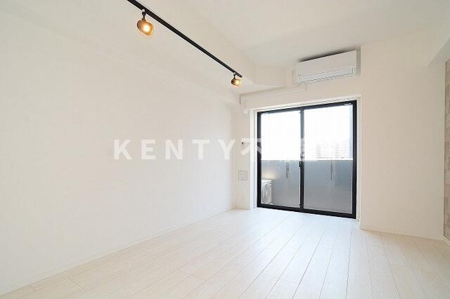 【居間・リビング】 | グランドコンシェルジュ大森本町Ⅱアジールコート | 使いやすい居間です
