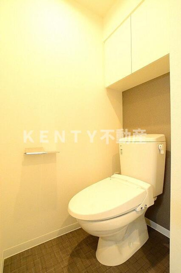 【トイレ】 | グランドコンシェルジュ大森本町Ⅱアジールコート | 落ち着いた色調のトイレです