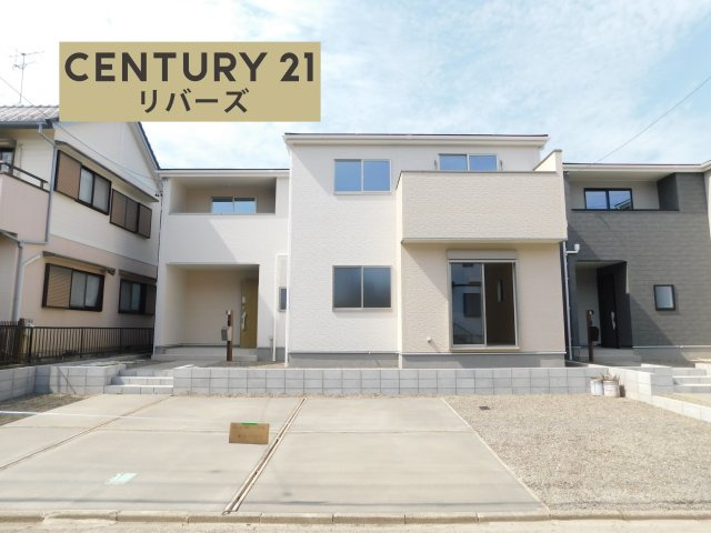 稲沢市田代１丁目の新築一戸建の外観|☆ラスト１棟☆　　いつでもご案内できます♪（お問合せ当日、平日、水曜、夜間でもＯＫ）　敷地５７．８８坪！　南向き！　駐車最大５台可！　ゆとりのある５ＬＤＫプラン！　続き間ＬＤＫ２０．２帖！