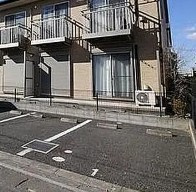 アムール　Ｍｉｍｕｒａの駐車場