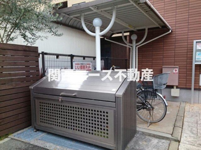 【エントランス】 | ライン・テラ