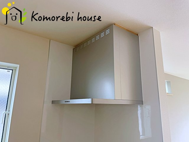 さいたま市西区三橋6丁目489番　新築一戸建て　ハートフルタウン　Aのキッチン|26.8.28　撮影済み