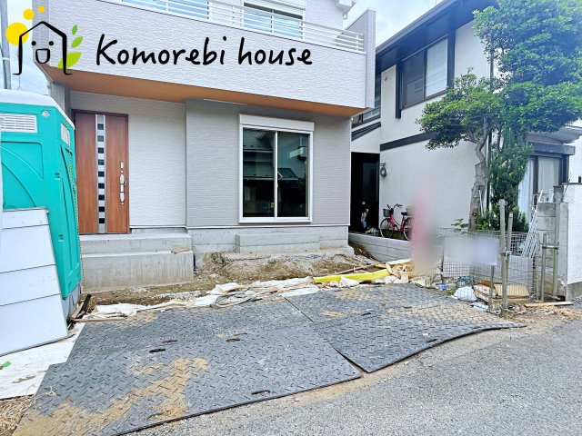 さいたま市西区三橋6丁目489番　新築一戸建て　ハートフルタウン　Aの駐車場|26.8.28　撮影済み