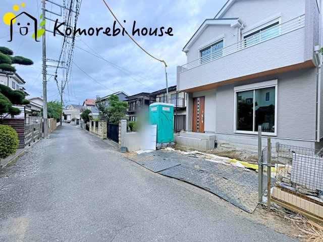 さいたま市西区三橋6丁目489番　新築一戸建て　ハートフルタウン　Aの前面道路含む現地写真|26.8.28　撮影済み