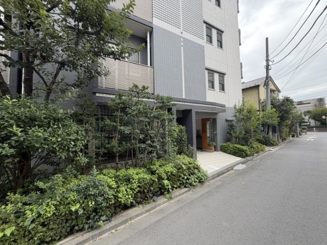 エコヴィレッジ志木のエントランス