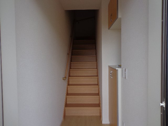 リアンの内装|階段
