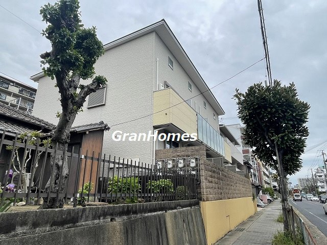 アロハ舞子の外観